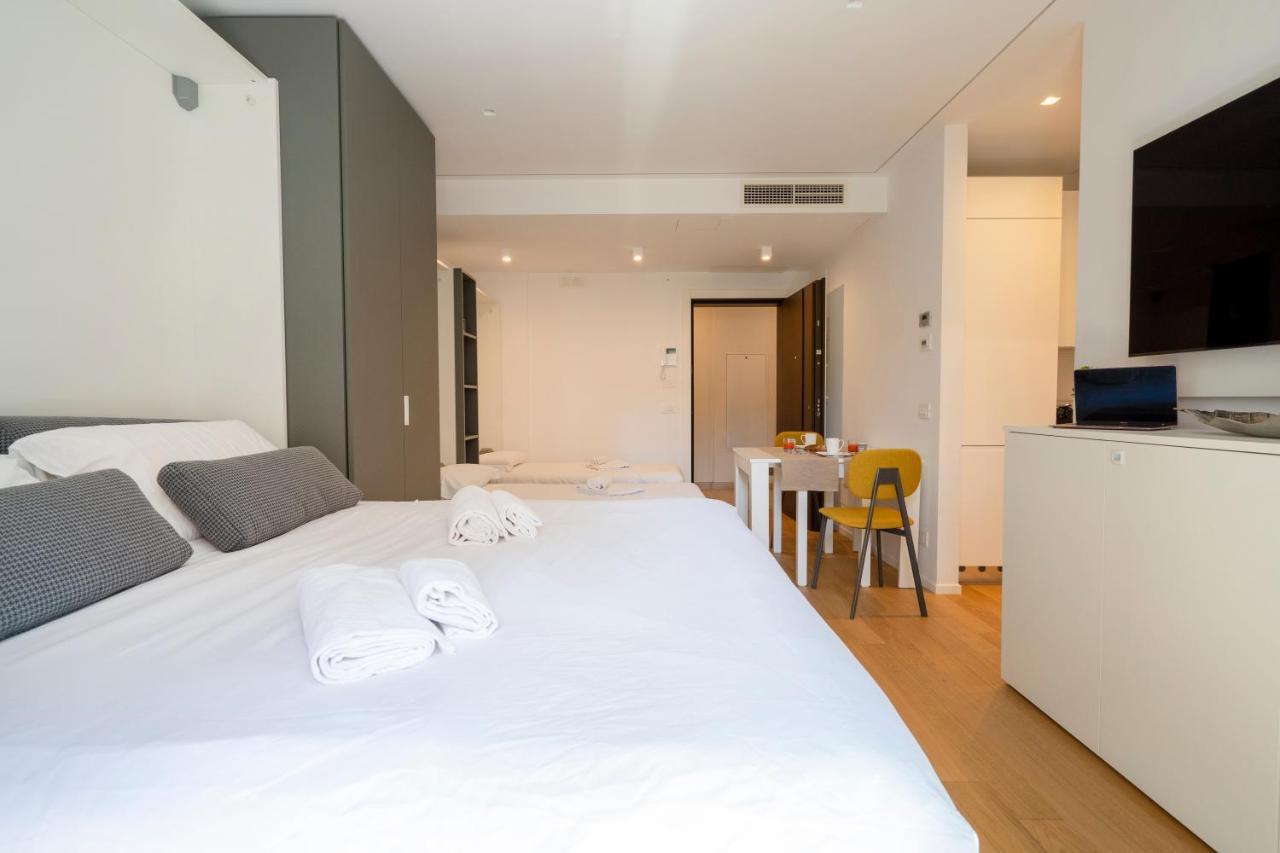 Twelve12 - Universita & Stazione Aparment Bari Exterior foto